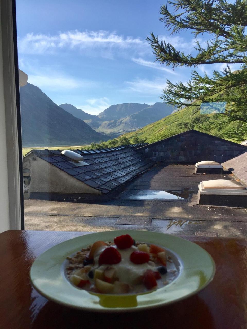 Snowdonia Mountain Hostel Bethesda Esterno foto
