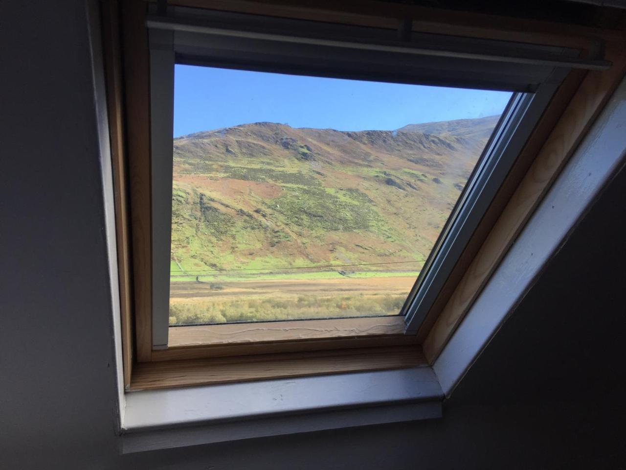 Snowdonia Mountain Hostel Bethesda Esterno foto